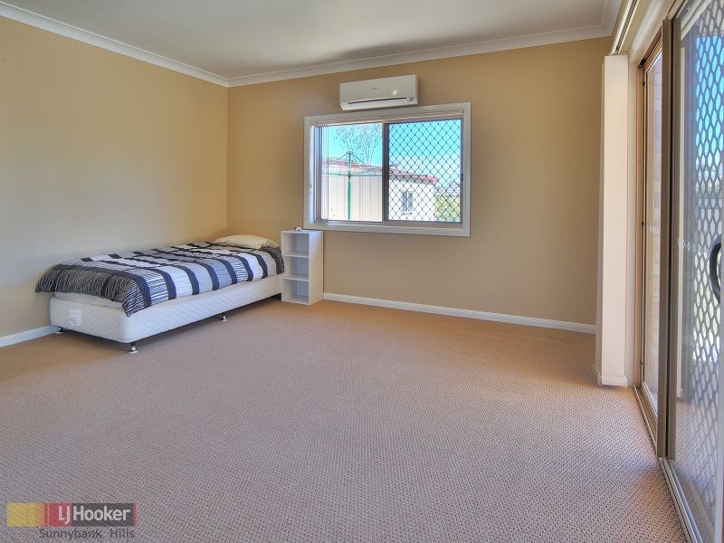28 Vaucluse Place, Parkinson QLD 4115
