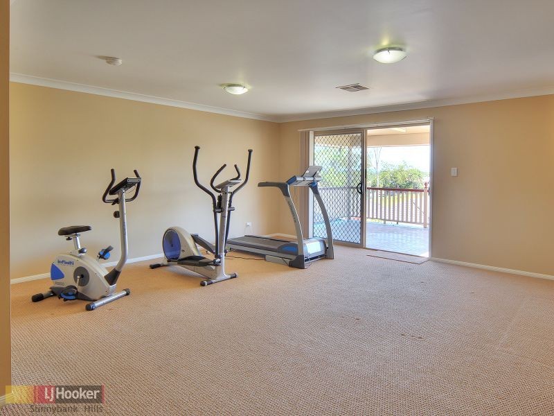 28 Vaucluse Place, Parkinson QLD 4115