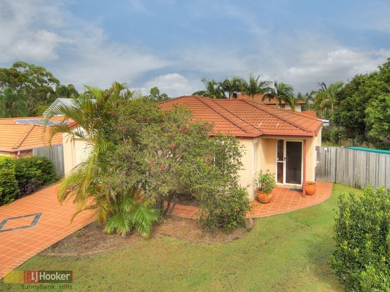 11 Yorkshire Place, Stretton QLD 4116