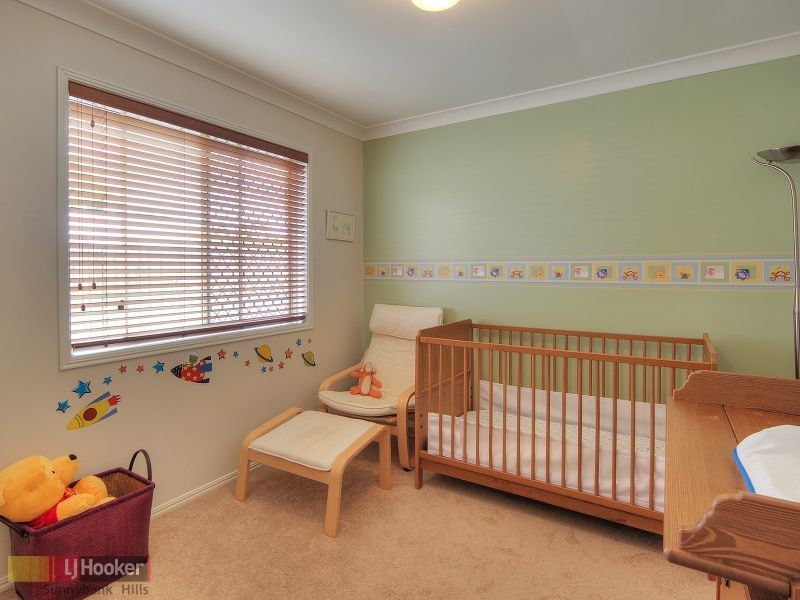 11 Yorkshire Place, Stretton QLD 4116