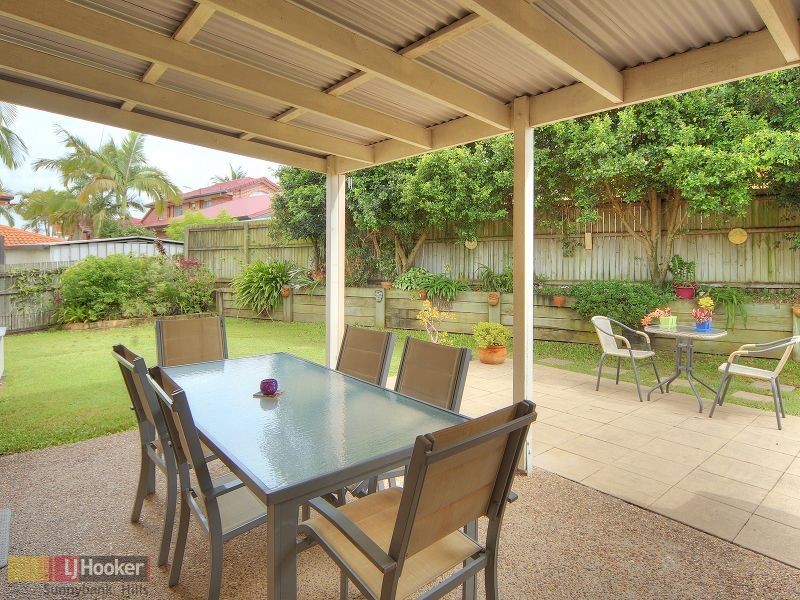 11 Yorkshire Place, Stretton QLD 4116