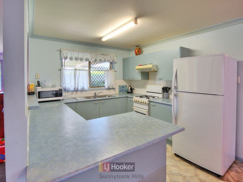 2 Benbek Circuit, Sunnybank Hills QLD 4109