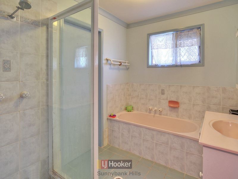 2 Benbek Circuit, Sunnybank Hills QLD 4109