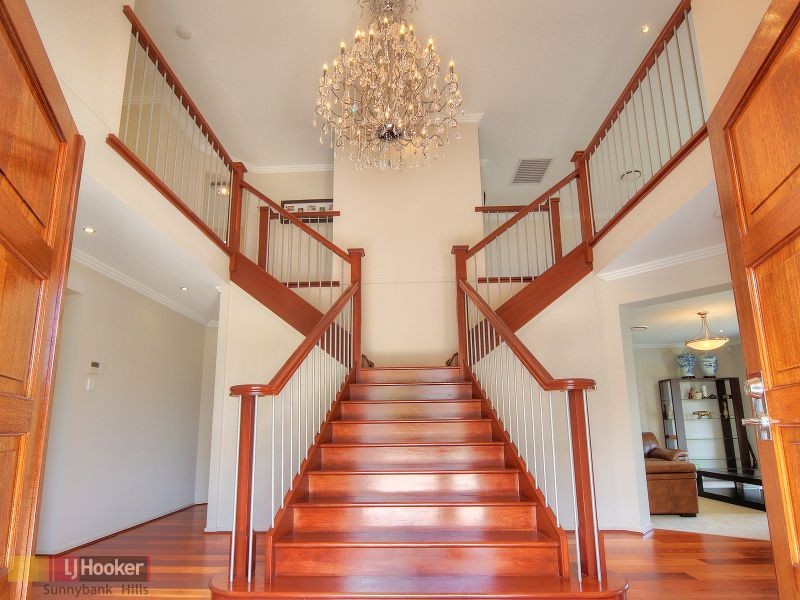 82 Birchwood Place, Stretton QLD 4116