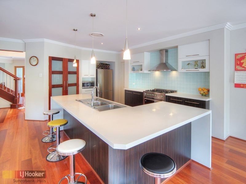 82 Birchwood Place, Stretton QLD 4116