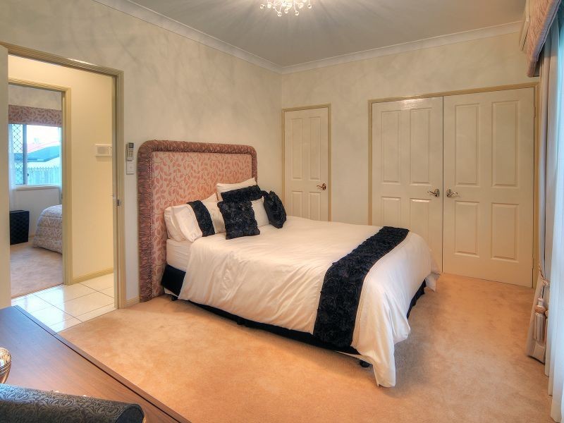 6 Garden Court, Sunnybank Hills QLD 4109