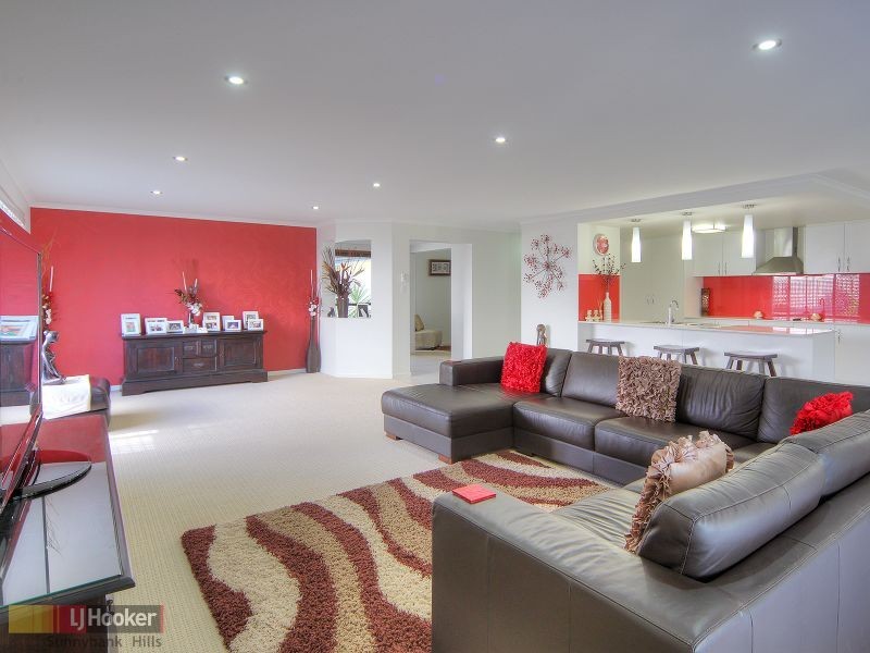 79 Alfred Circuit, Calamvale QLD 4116