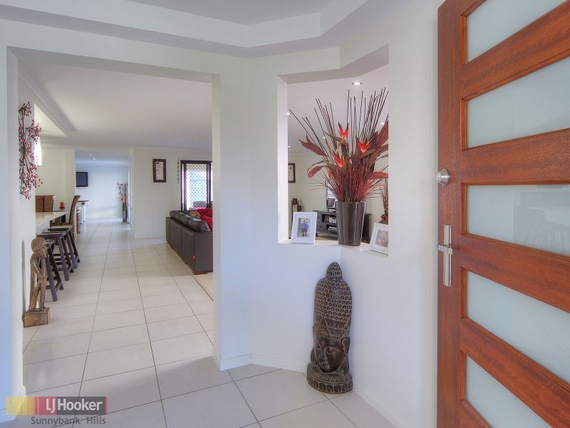79 Alfred Circuit, Calamvale QLD 4116