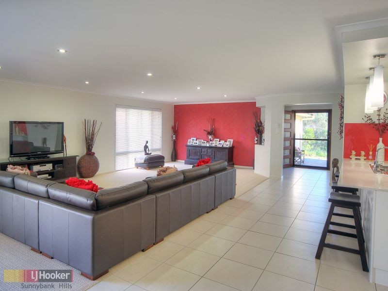 79 Alfred Circuit, Calamvale QLD 4116