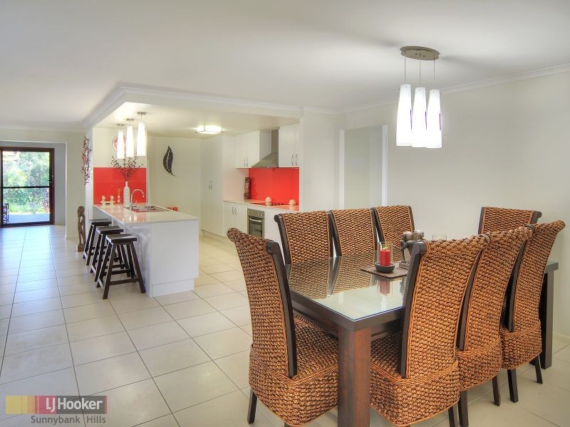79 Alfred Circuit, Calamvale QLD 4116