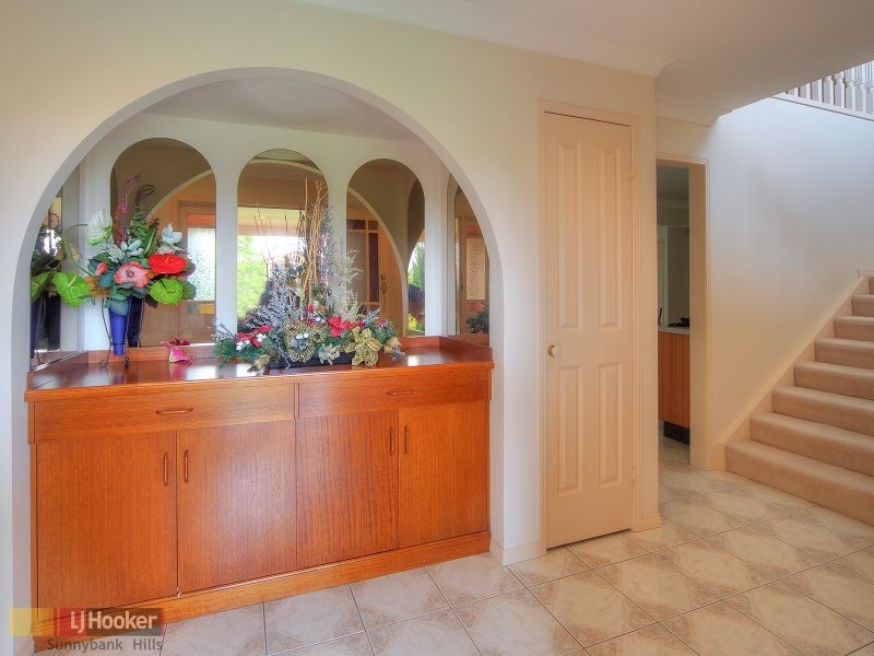 23 Liquidambar Place, Stretton QLD 4116