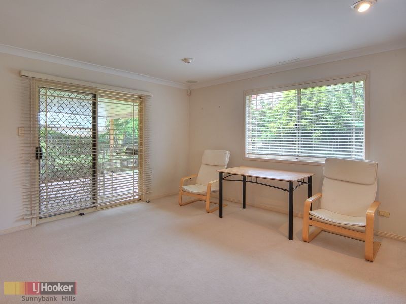 23 Liquidambar Place, Stretton QLD 4116