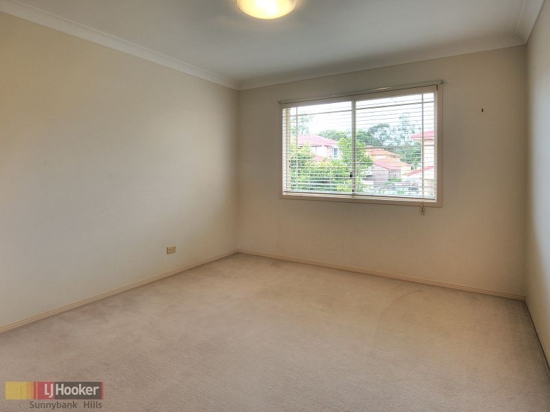 23 Liquidambar Place, Stretton QLD 4116