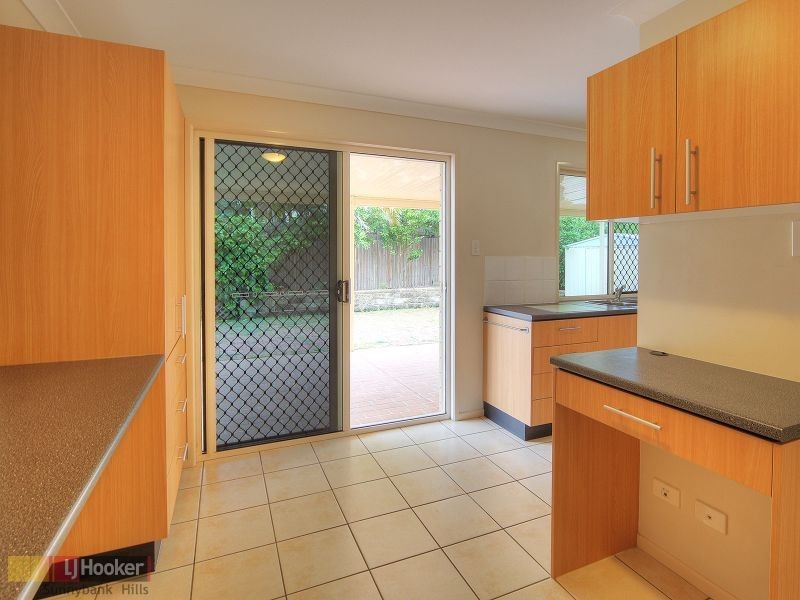 10 Semper Place, Calamvale QLD 4116