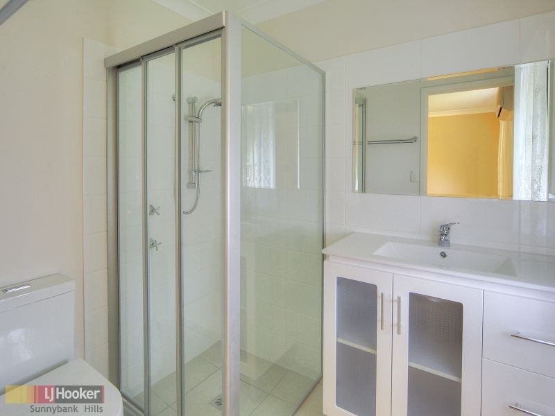 9 Marsala Street, Calamvale QLD 4116