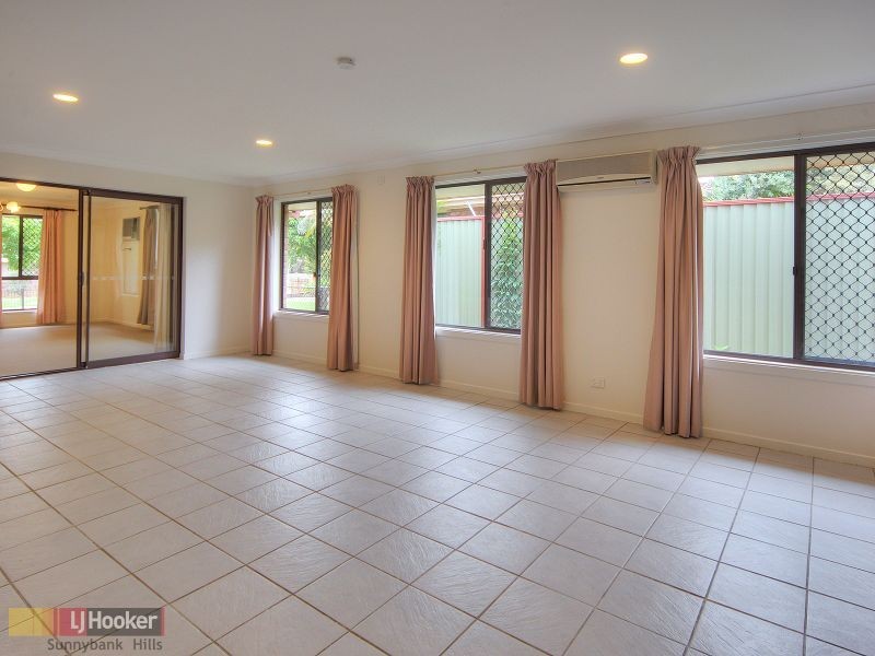 9 Marsala Street, Calamvale QLD 4116