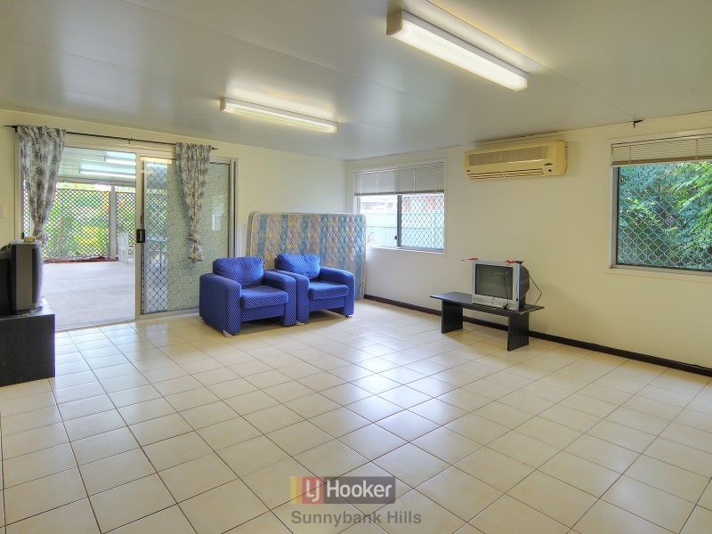 29 Dennistoun Street, Sunnybank Hills QLD 4109