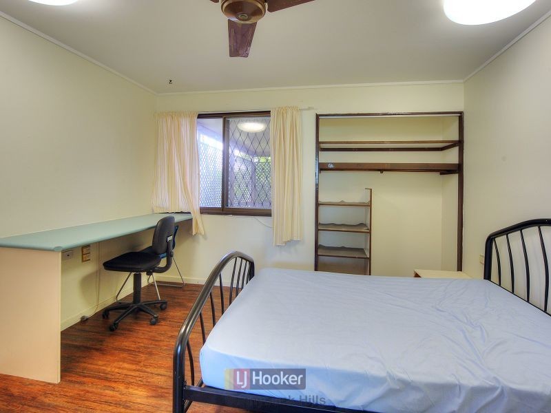 29 Dennistoun Street, Sunnybank Hills QLD 4109