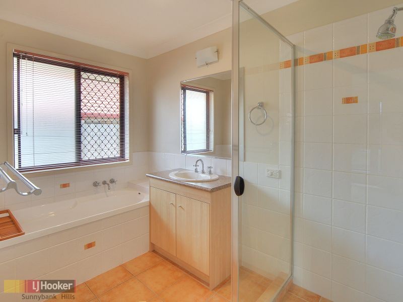 36 Murramarang Drive, Parkinson QLD 4115