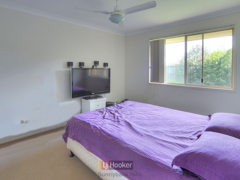 12 Lewis Place, Calamvale QLD 4116