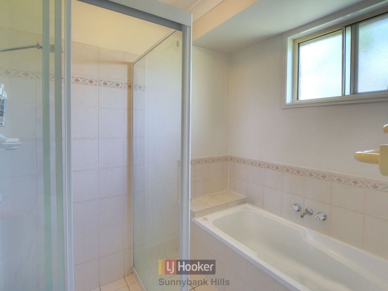 12 Lewis Place, Calamvale QLD 4116