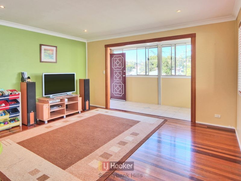 15 Coolgardie Street, Sunnybank Hills QLD 4109