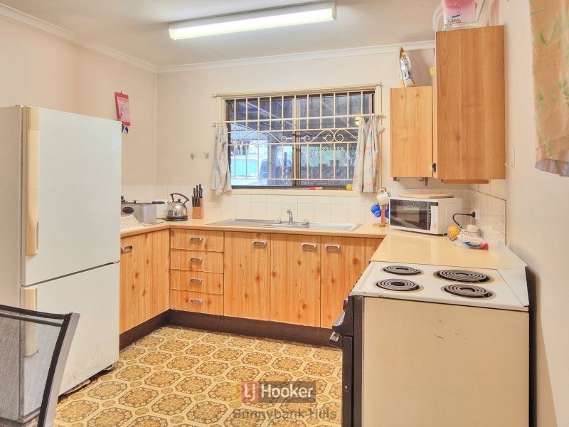 122 Bradman Street, Sunnybank Hills QLD 4109