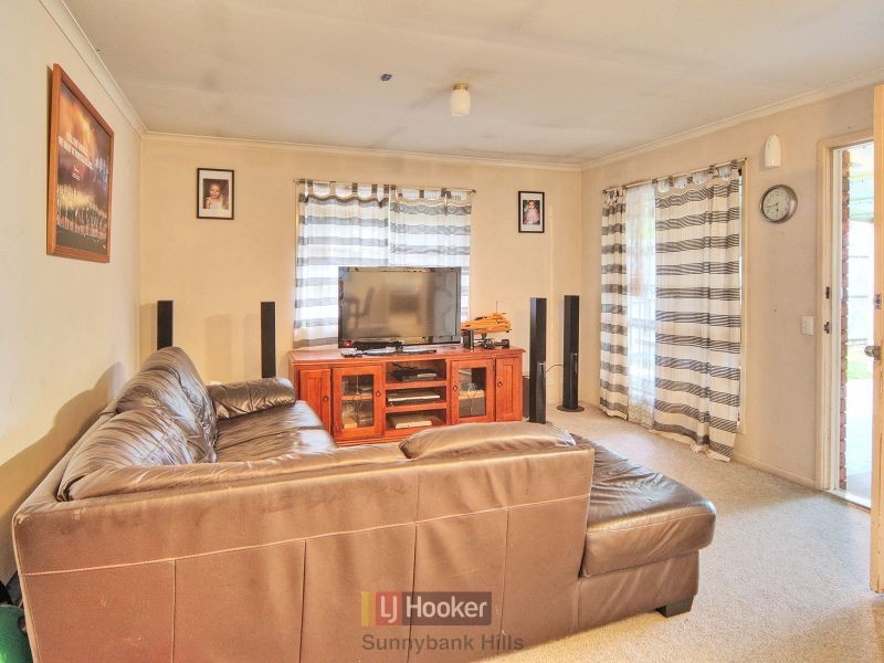 122 Bradman Street, Sunnybank Hills QLD 4109