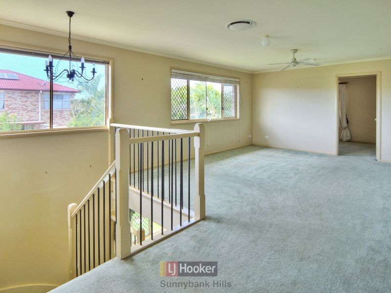 5 Glenna Place, Parkinson QLD 4115