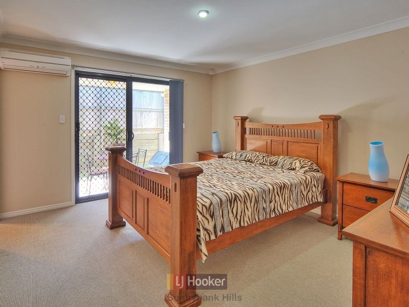 24 Kalbarri Street, Parkinson QLD 4115