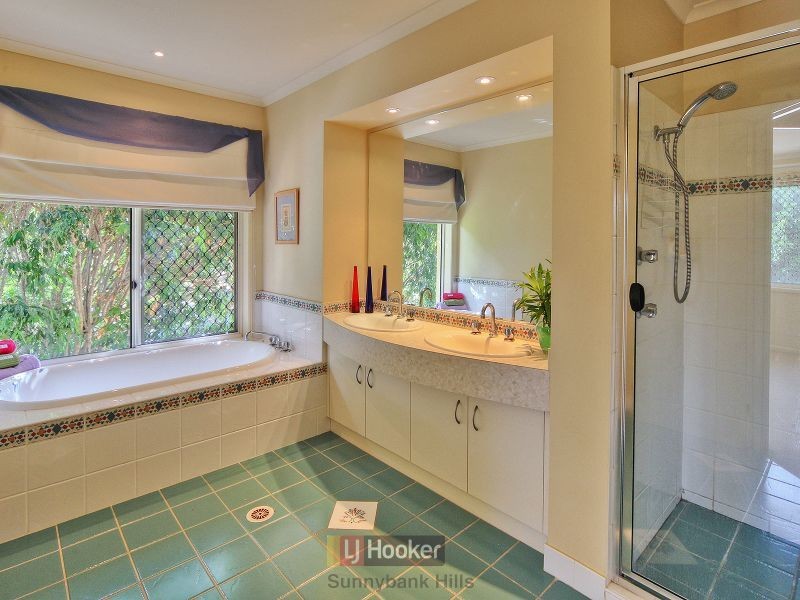 26 Mayfair Place, Stretton QLD 4116