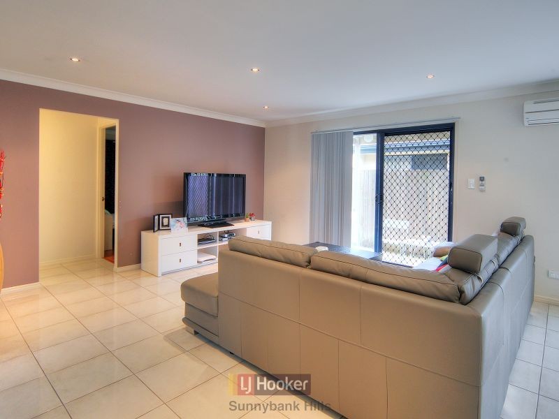 2 Meadowbank Court, Calamvale QLD 4116