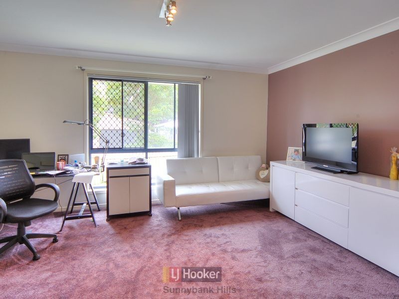 2 Meadowbank Court, Calamvale QLD 4116