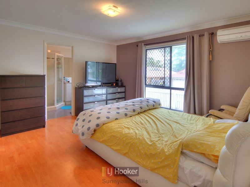 2 Meadowbank Court, Calamvale QLD 4116