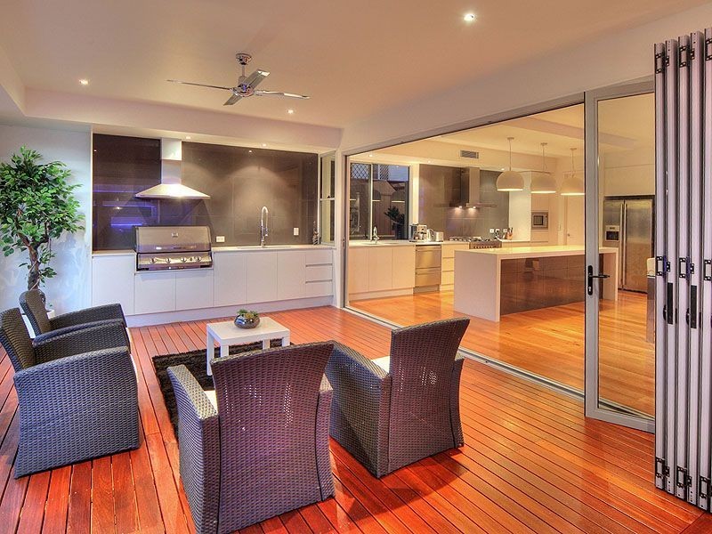 9 Bowers Street, Eight Mile Plains QLD 4113