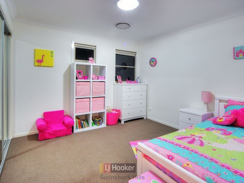 15 Burns Close, Eight Mile Plains QLD 4113