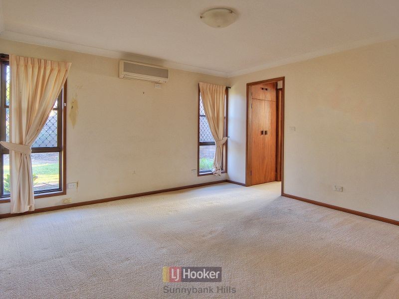 9 Sandrew Street, Robertson QLD 4109