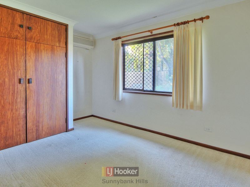 9 Sandrew Street, Robertson QLD 4109