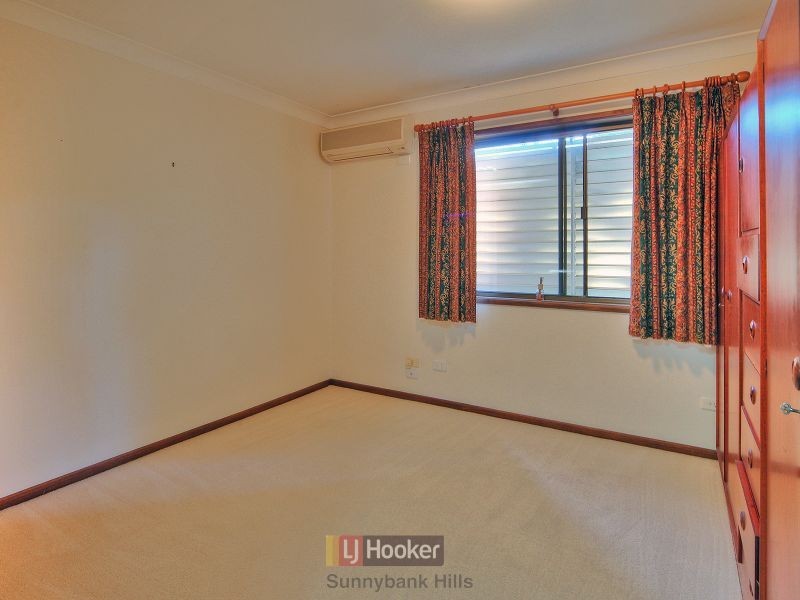 9 Sandrew Street, Robertson QLD 4109