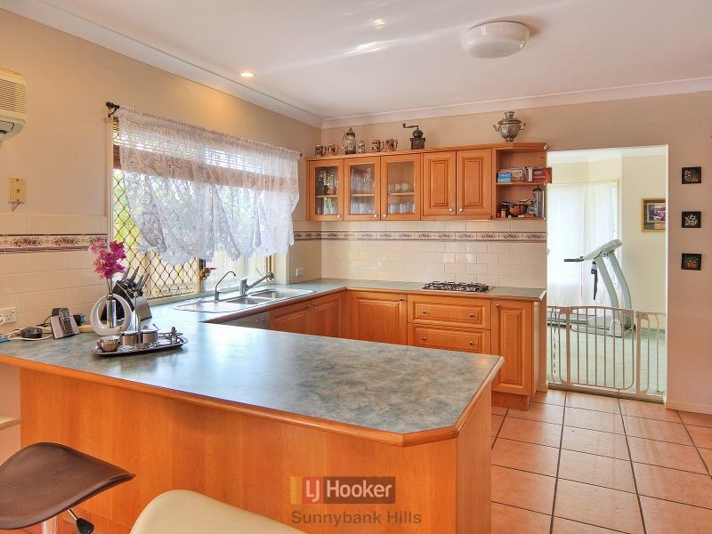 32 Wishart Road, Upper Mount Gravatt QLD 4122