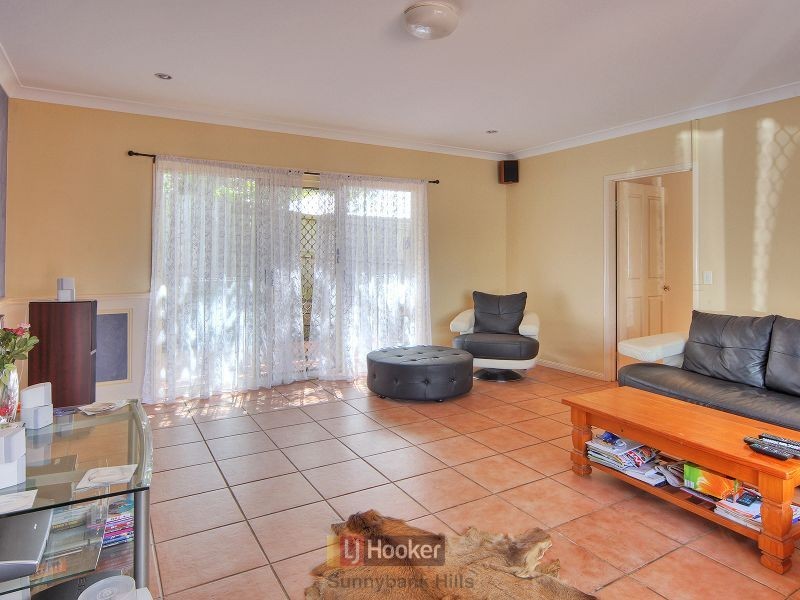 32 Wishart Road, Upper Mount Gravatt QLD 4122