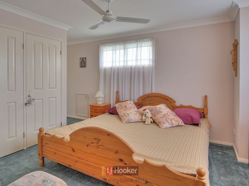 32 Wishart Road, Upper Mount Gravatt QLD 4122