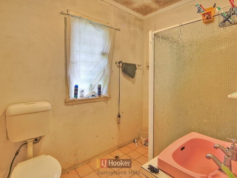 925 Boundary Road, Coopers Plains QLD 4108