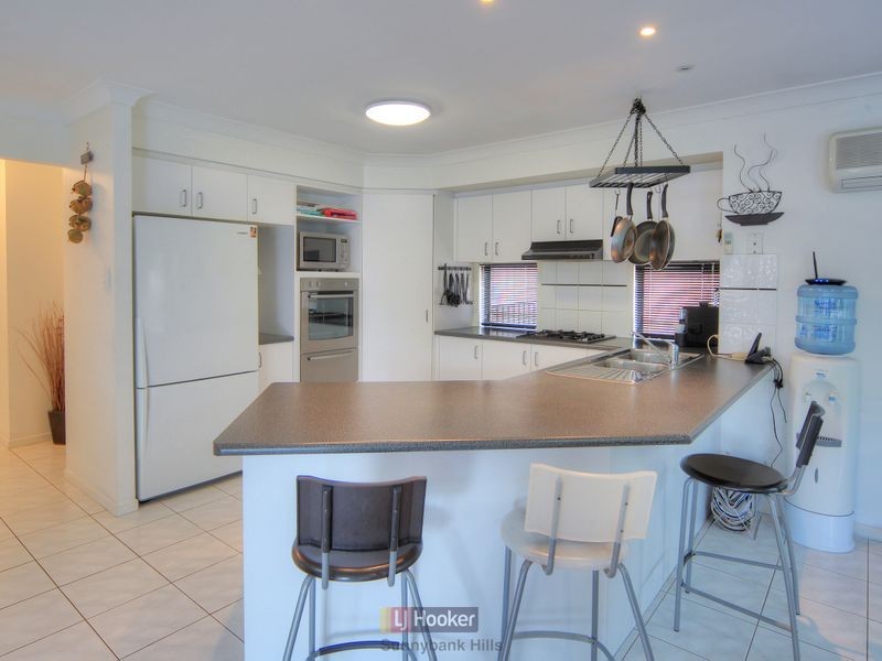 15 Lindfield Street, Parkinson QLD 4115