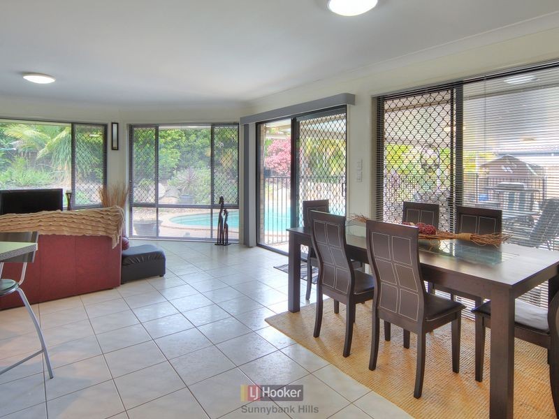 15 Lindfield Street, Parkinson QLD 4115
