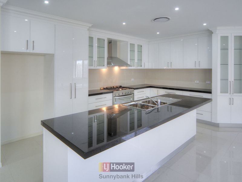 63 Alfred Circuit, Calamvale QLD 4116