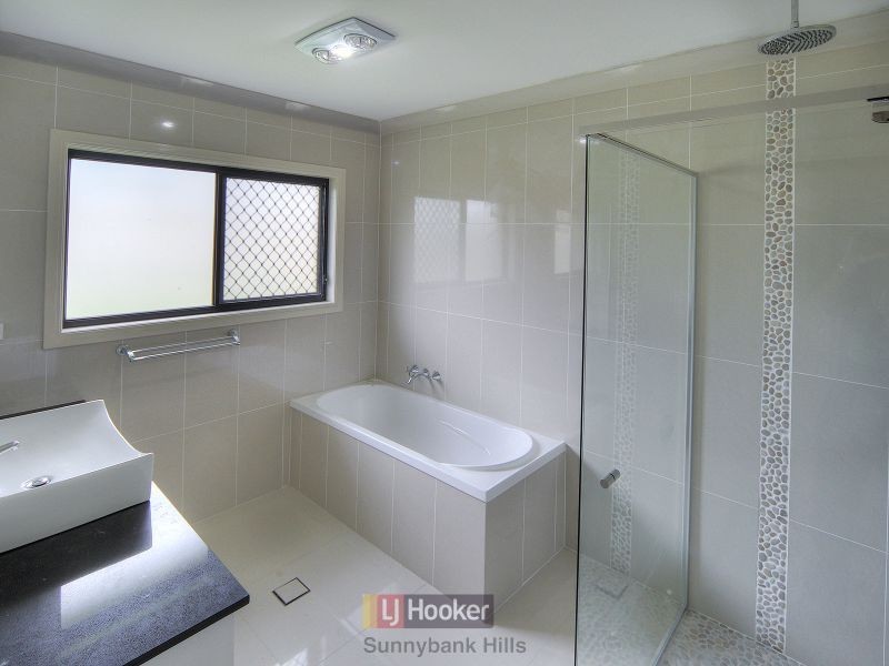 63 Alfred Circuit, Calamvale QLD 4116