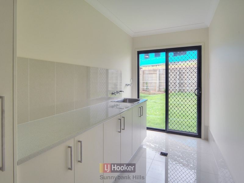 63 Alfred Circuit, Calamvale QLD 4116