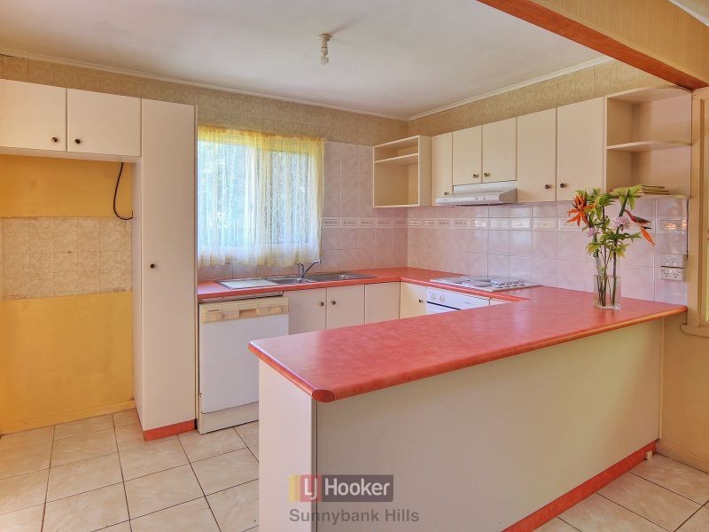 61 Chardean Street, Acacia Ridge QLD 4110