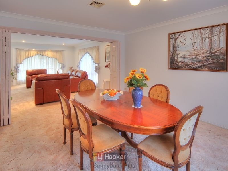 43 Lindfield Circuit, Robertson QLD 4109